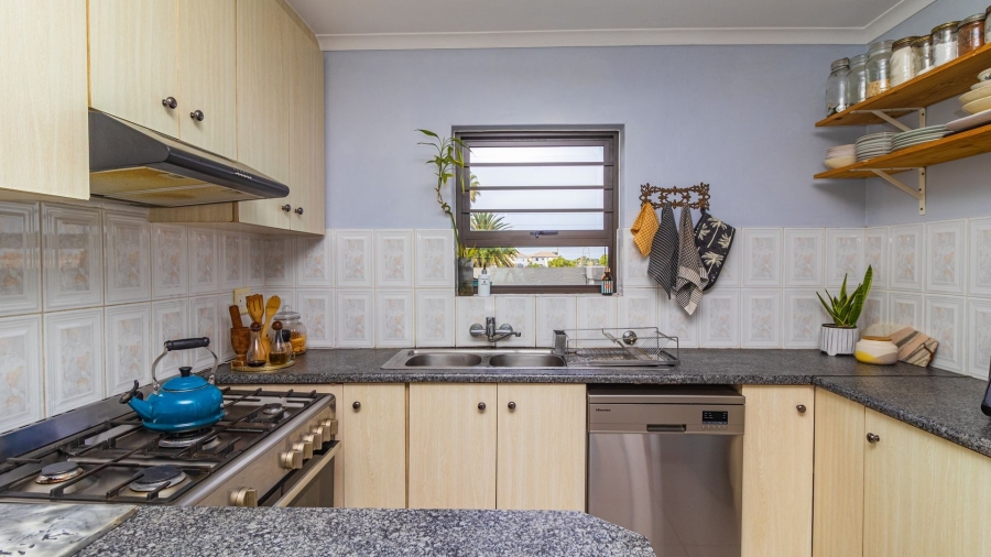 3 Bedroom Property for Sale in Parklands Western Cape